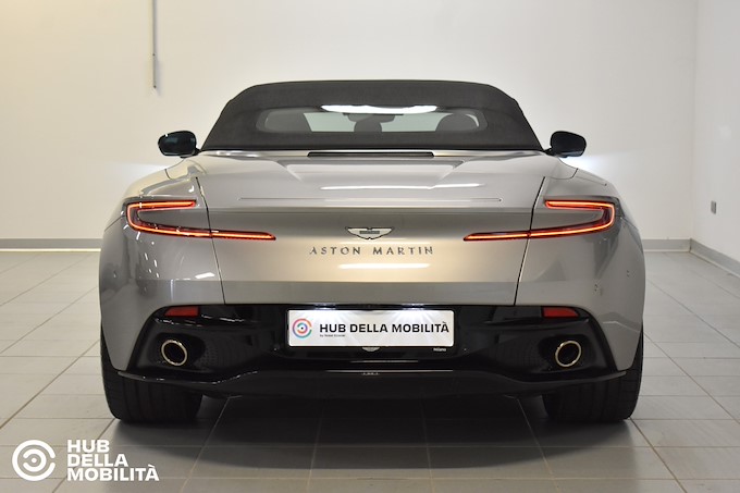 ASTON MARTIN DB12 V8 Volante